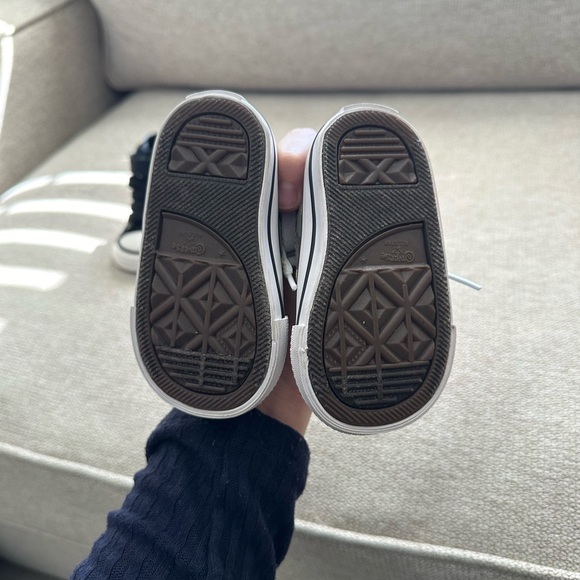 Low Profile Infant Converse Camouflage Size 3 - Picture 2 of 4